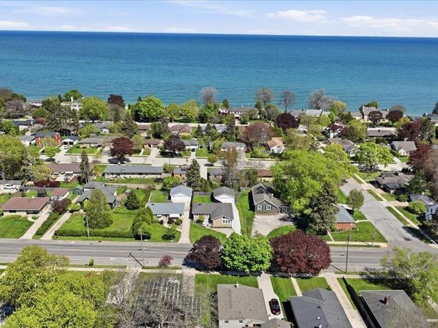 3117 Main STREET, Racine, WI 53402