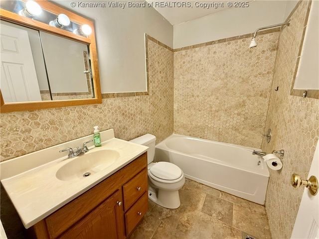 5405 Luann Drive, Charleston, WV 25313