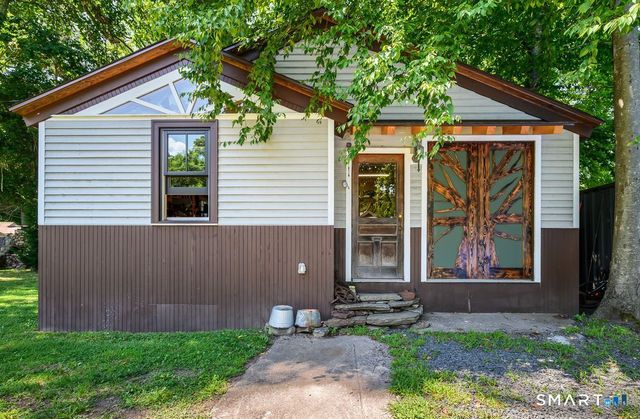 47 West Granby Road, Granby, CT 06035