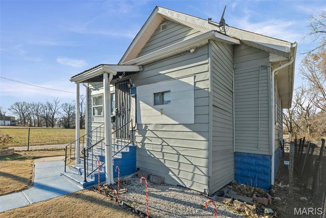 1415 N 13th Street, East St Louis, IL 62205