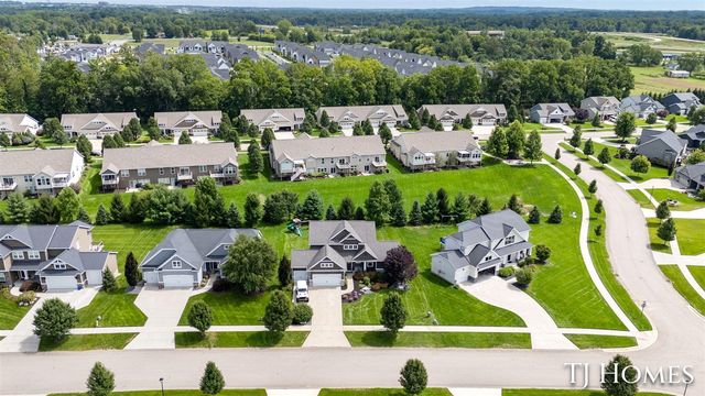 6200 Kuiper Drive, Grandville, MI 49418