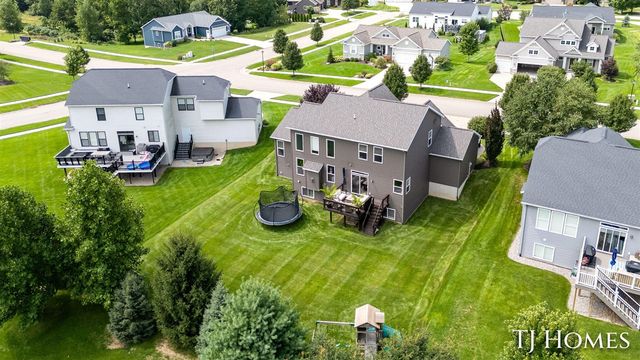 6200 Kuiper Drive, Grandville, MI 49418