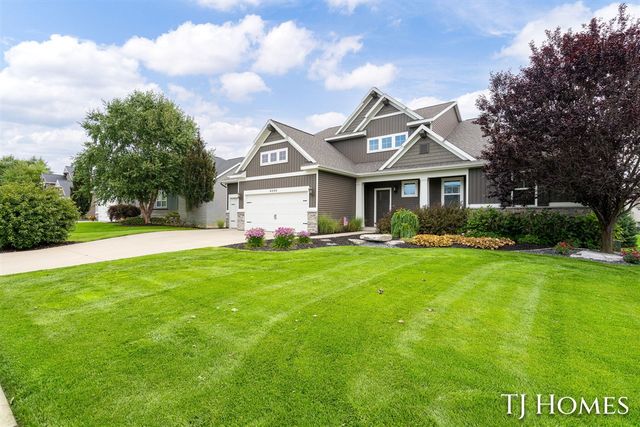 6200 Kuiper Drive, Grandville, MI 49418