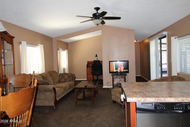 303 S Recker Road 91, Mesa, AZ 85206