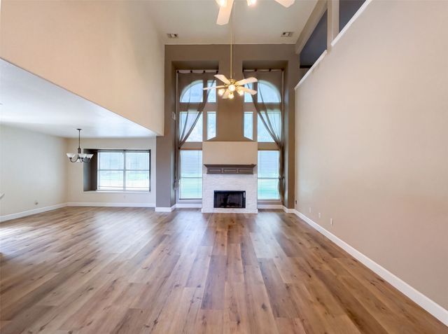 106 Forestview Road, Hickory Creek, TX 75065