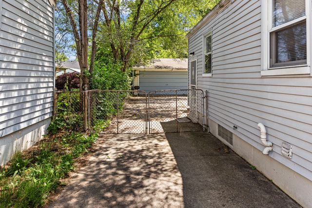 20524 Indian, Redford Charter Twp, MI 48240