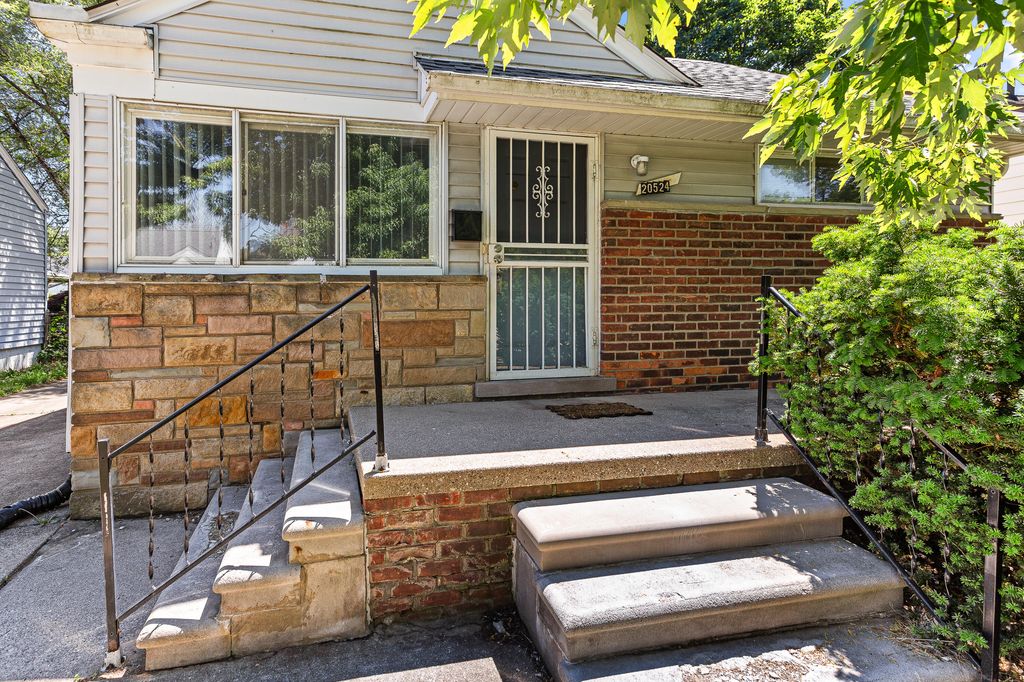 20524 Indian, Redford Charter Twp, MI 48240