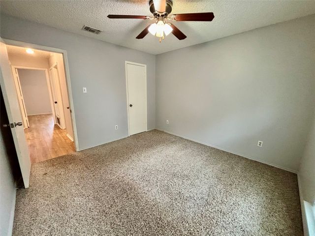 319 Iberis Drive, Arlington, TX 76018