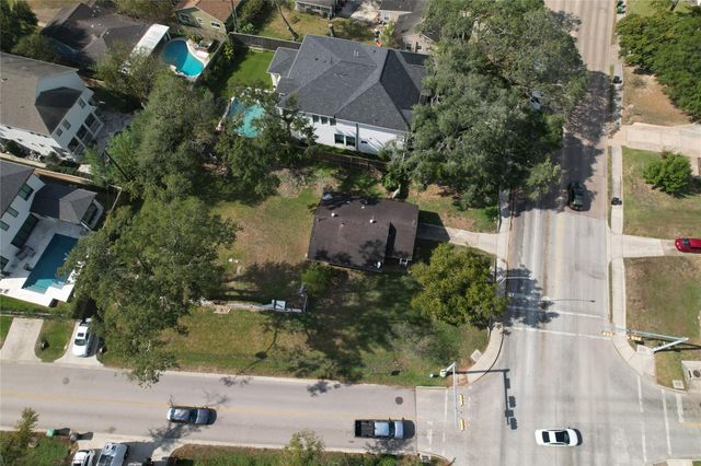 903 W 43rd Street, Houston, TX 77018