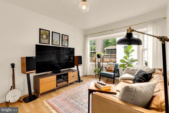 7304 15TH AVE, Takoma Park, MD 20912