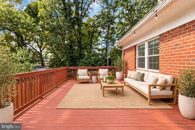 7304 15TH AVE, Takoma Park, MD 20912