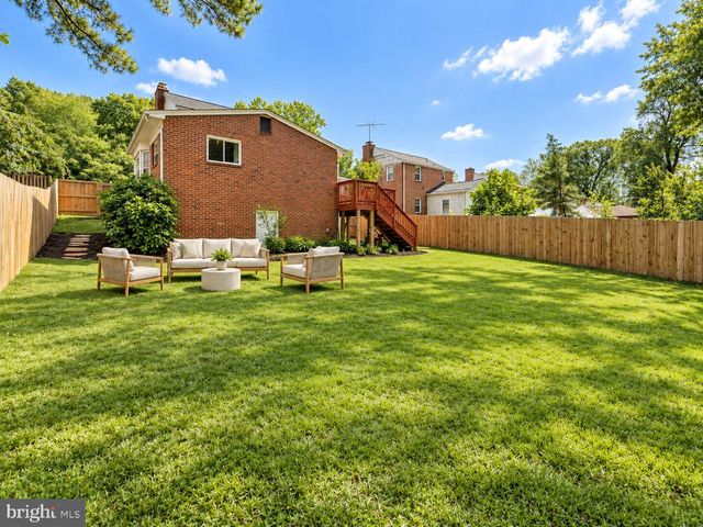7304 15TH AVE, Takoma Park, MD 20912