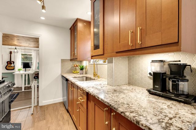 7304 15TH AVE, Takoma Park, MD 20912