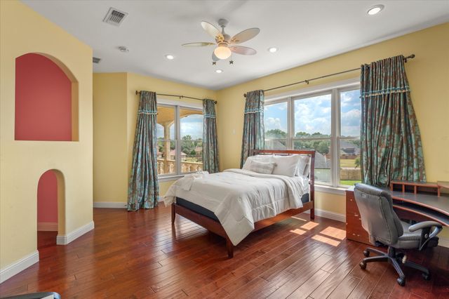 224 KATHRYNS COURT, Mt Pleasant, TX 75455