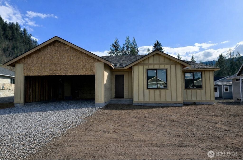 6317 Winchester Way, Maple Falls, WA 98266