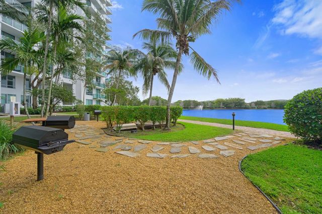 2641 N Flamingo Road 2108 N, Plantation, FL 33323