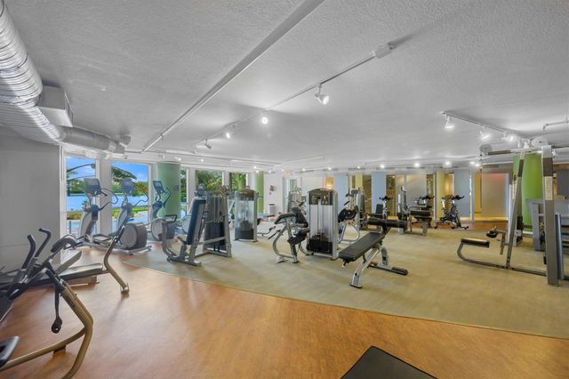 2641 N Flamingo Road 2108 N, Plantation, FL 33323