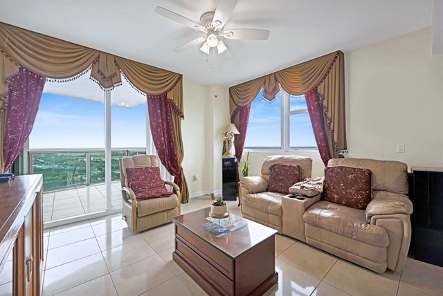 2641 N Flamingo Road 2108 N, Plantation, FL 33323