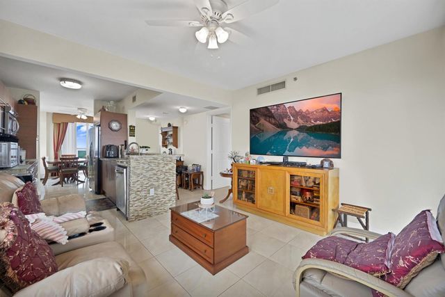 2641 N Flamingo Road 2108 N, Plantation, FL 33323