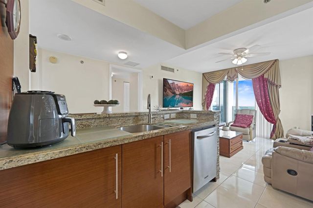 2641 N Flamingo Road 2108 N, Plantation, FL 33323