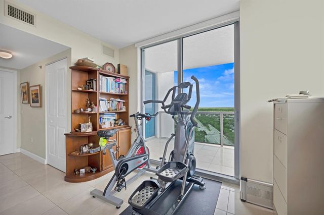 2641 N Flamingo Road 2108 N, Plantation, FL 33323