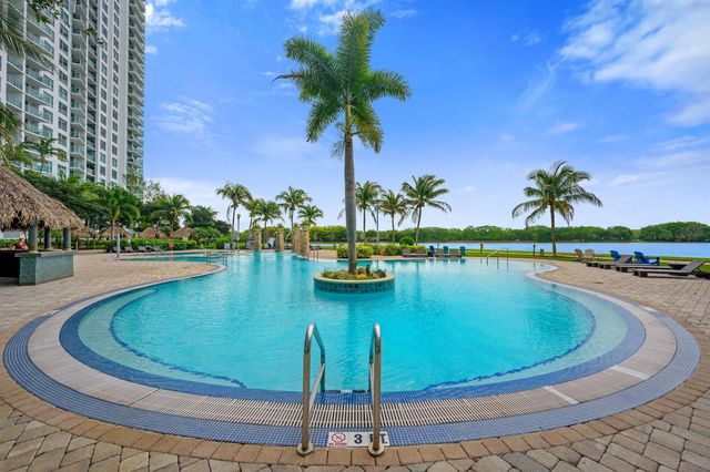 2641 N Flamingo Road 2108 N, Plantation, FL 33323