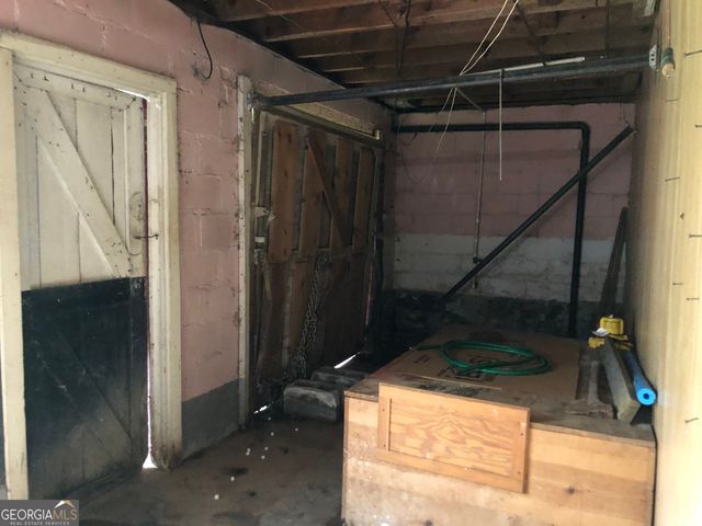 1222 E Tugalo St, Toccoa, GA 30577
