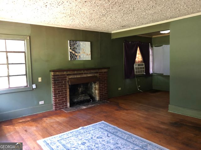 1222 E Tugalo St, Toccoa, GA 30577