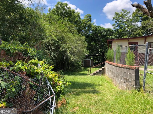 1222 E Tugalo St, Toccoa, GA 30577