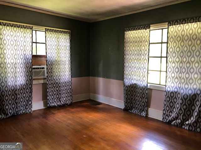1222 E Tugalo St, Toccoa, GA 30577