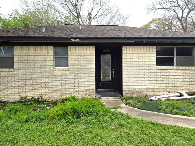 2418 28th Avenue N, Texas City, TX 77590