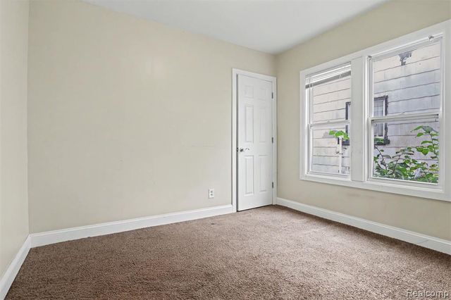 8026 Lauder Street, Detroit, MI 48228