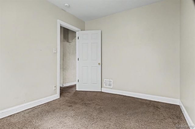 8026 Lauder Street, Detroit, MI 48228