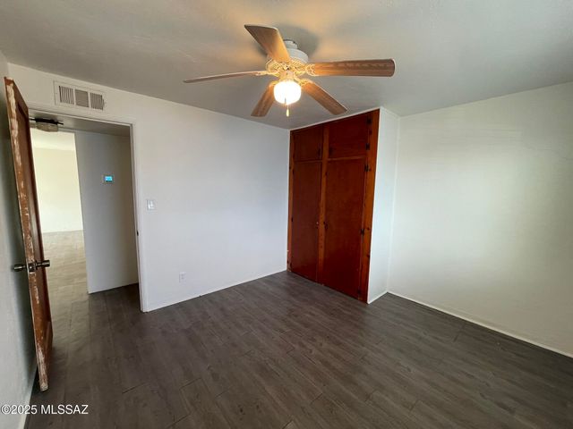 2731 N La Verne Avenue, Tucson, AZ 85712