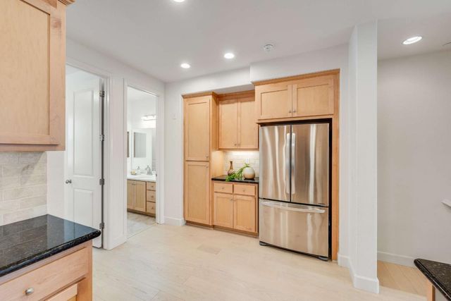 7 Artisan Way, Menlo Park, CA 94025