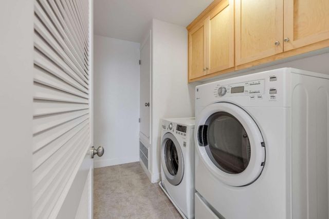 7 Artisan Way, Menlo Park, CA 94025