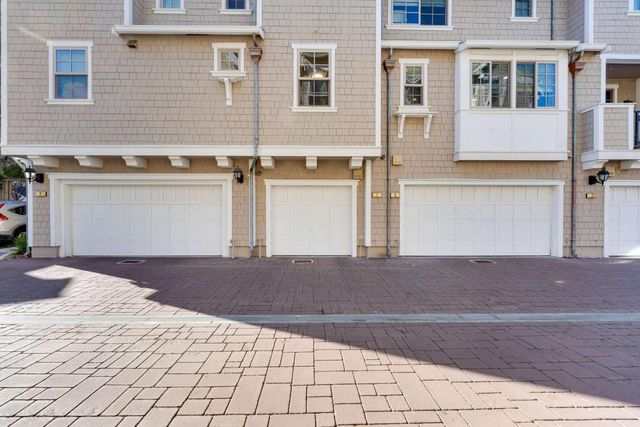 7 Artisan Way, Menlo Park, CA 94025