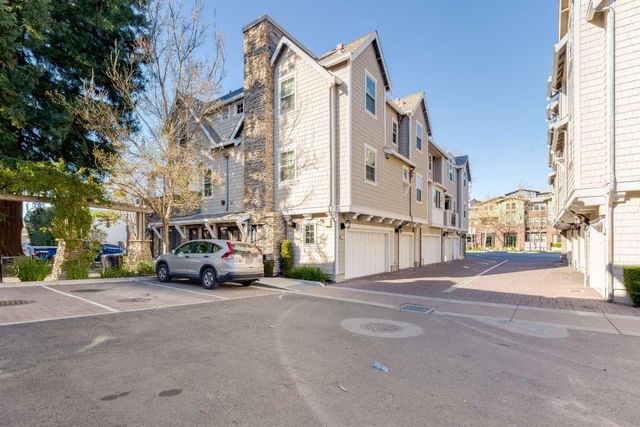 7 Artisan Way, Menlo Park, CA 94025