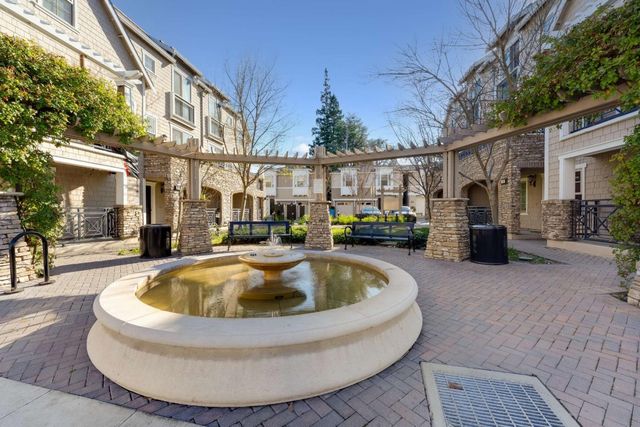 7 Artisan Way, Menlo Park, CA 94025