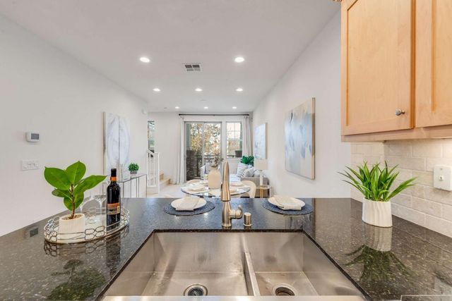 7 Artisan Way, Menlo Park, CA 94025