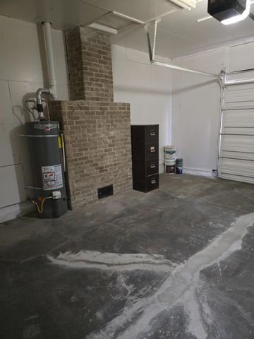 2052 S Tuxedo Ave, Stockton, CA 95204