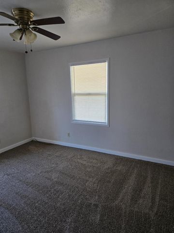 2052 S Tuxedo Ave, Stockton, CA 95204