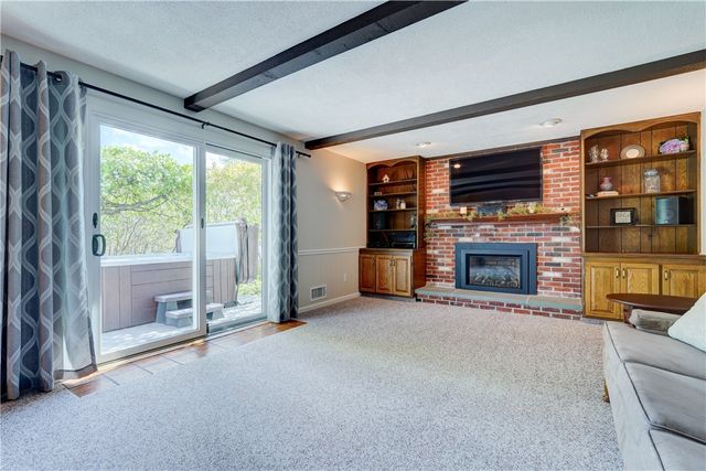 53 Avonmore Way, Penfield, NY 14526