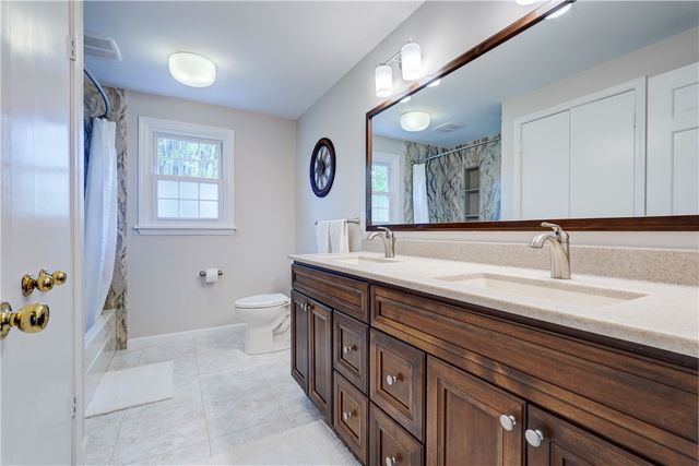 53 Avonmore Way, Penfield, NY 14526