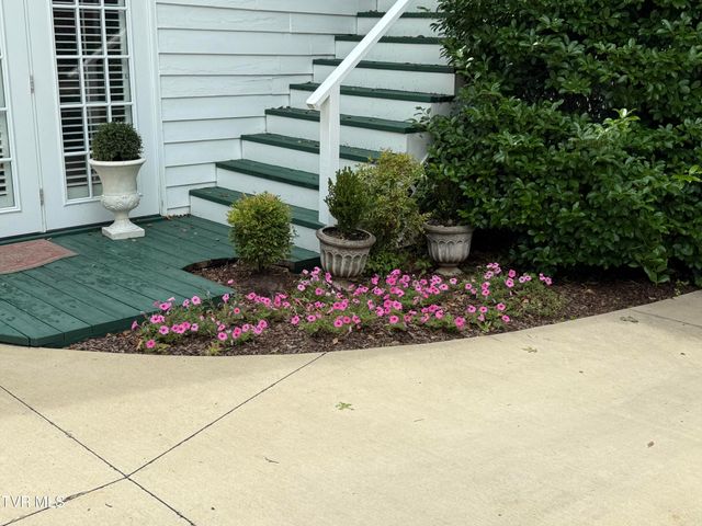 116 West F Street, Elizabethton, TN 37643