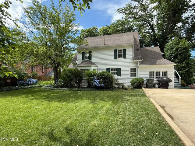 116 West F Street, Elizabethton, TN 37643