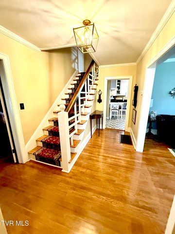 116 West F Street, Elizabethton, TN 37643
