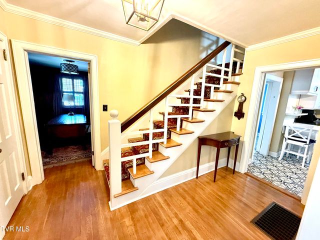 116 West F Street, Elizabethton, TN 37643