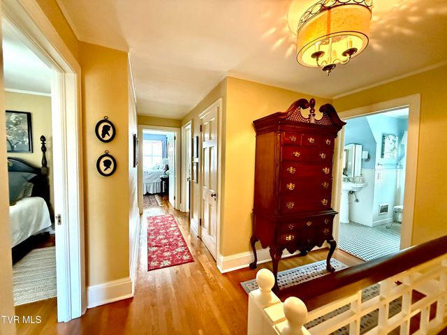 116 West F Street, Elizabethton, TN 37643