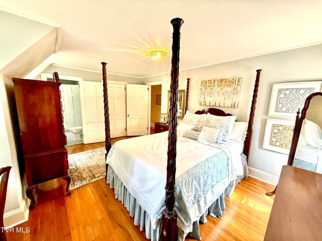 116 West F Street, Elizabethton, TN 37643